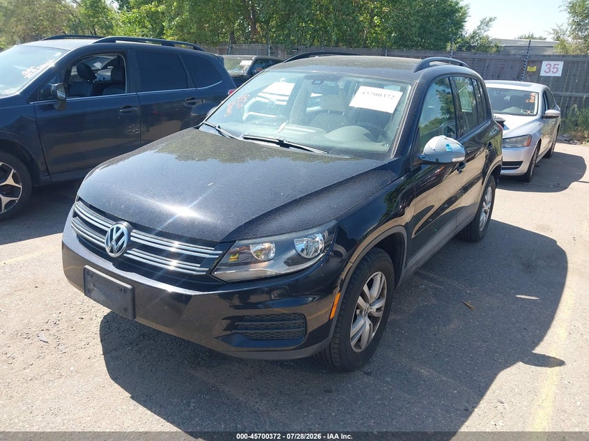 2016 VOLKSWAGEN TIGUAN auction photo 2
