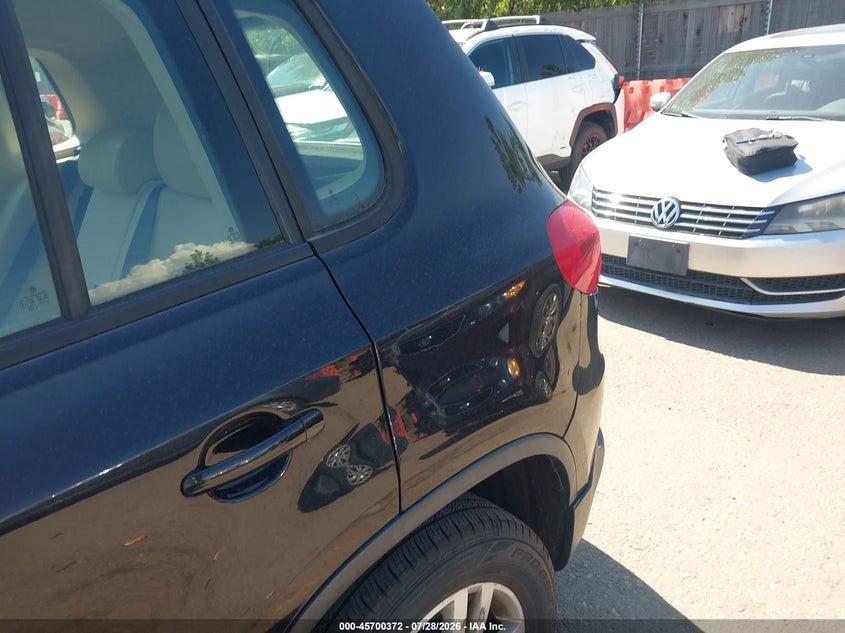 2016 VOLKSWAGEN TIGUAN auction photo 6