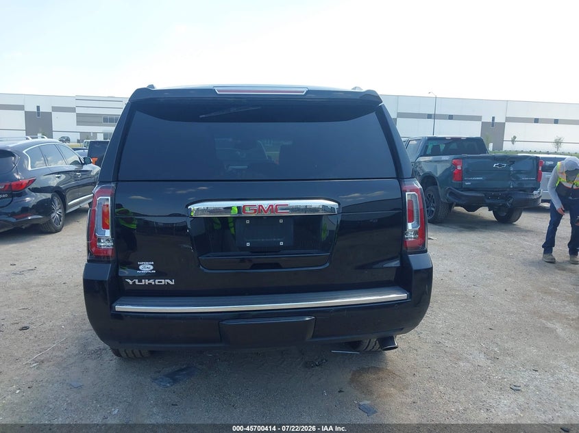 GMC YUKON - zdjęcie 16