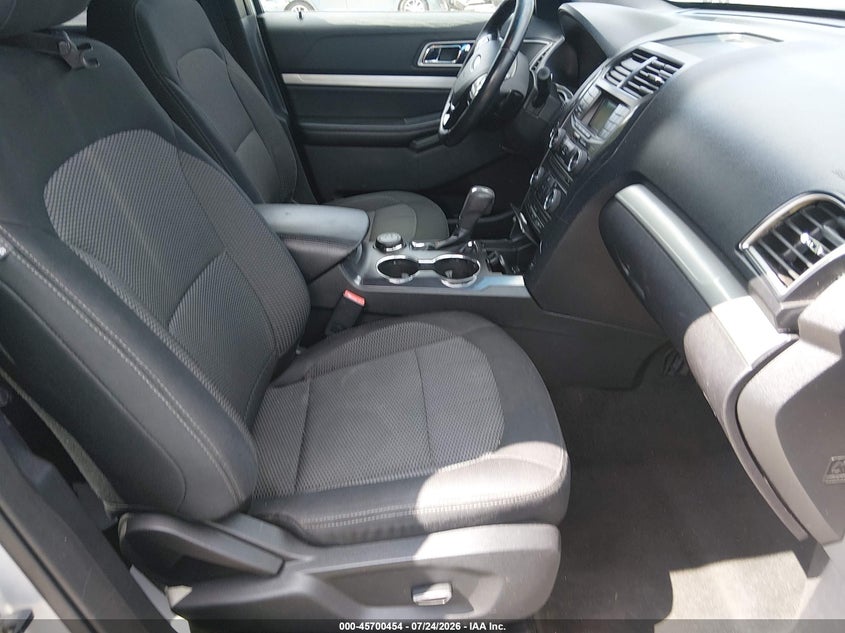 2016 FORD EXPLORER auction photo 5