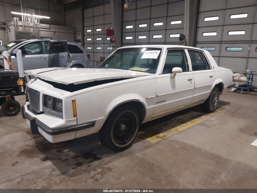 1986 PONTIAC BONNEVILLE auction photo 2