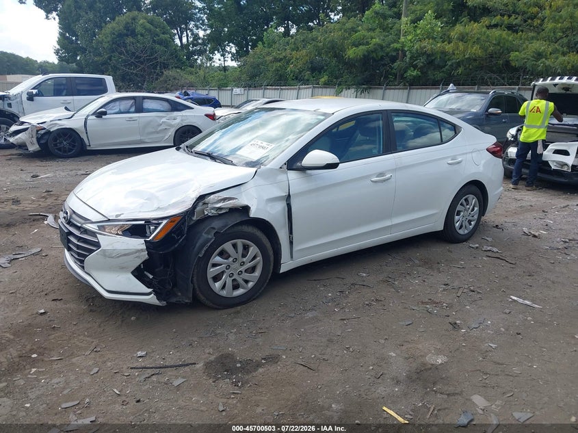 2019 HYUNDAI ELANTRA auction photo 2