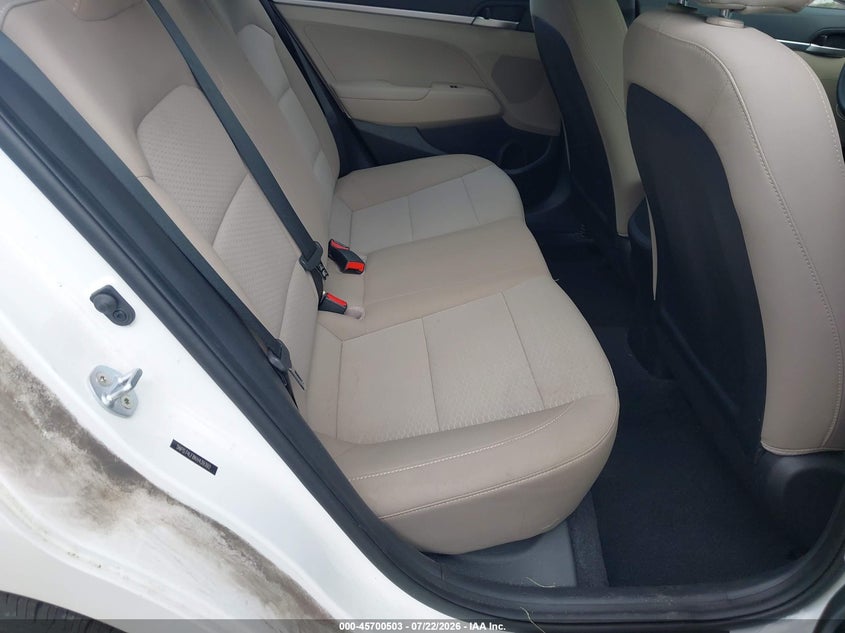 2019 HYUNDAI ELANTRA auction photo 8
