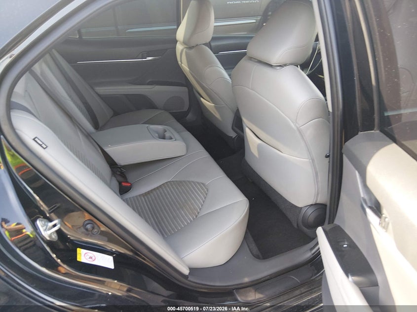 2018 TOYOTA CAMRY auction photo 8