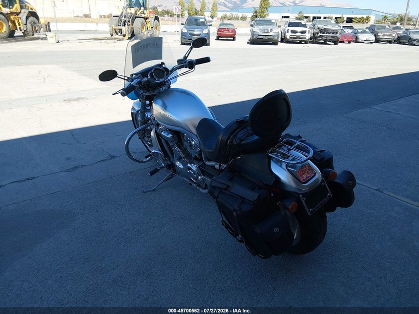 2002 HARLEY-DAVIDSON VRSCA auction photo 3