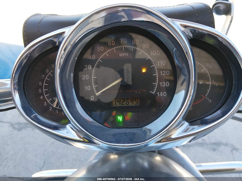 2002 HARLEY-DAVIDSON VRSCA auction photo 7