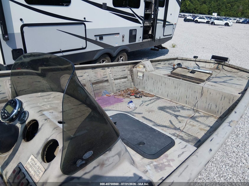 2015 SEAARK RIVER CAT auction photo 5