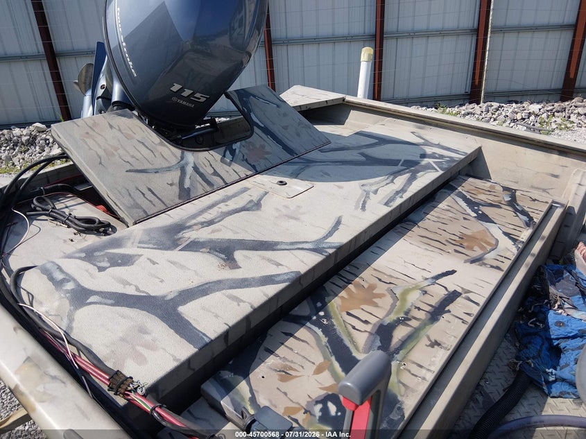 2015 SEAARK RIVER CAT auction photo 8