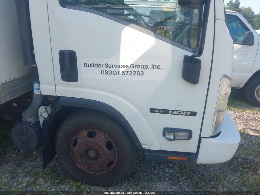 2016 ISUZU NPR VAN N/A
