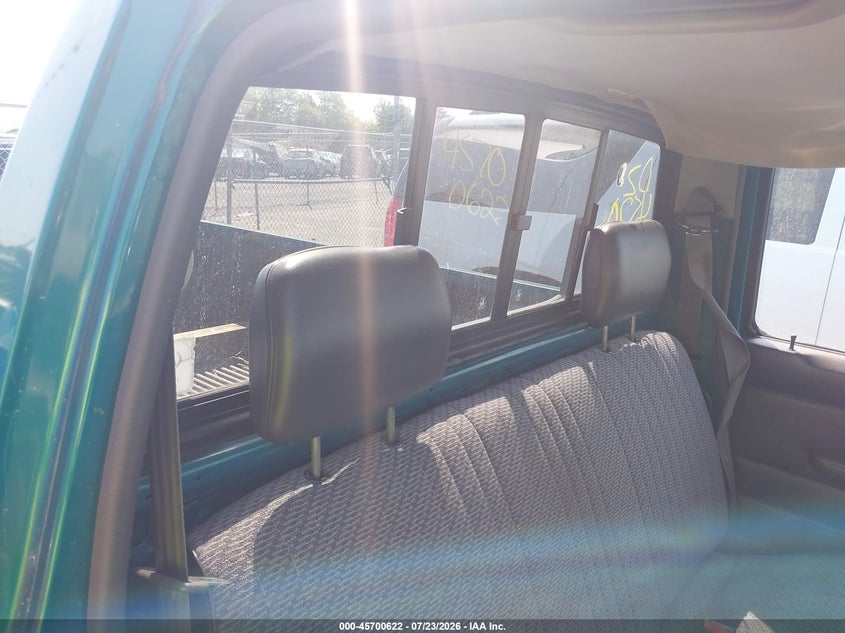 1997 NISSAN 4X4 TRUCK auction photo 8