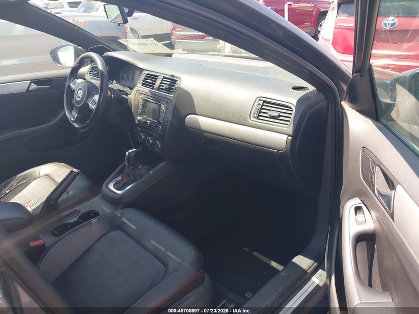 2013 VOLKSWAGEN JETTA auction photo 5