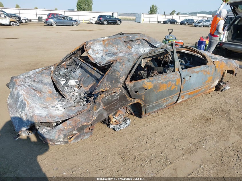 1992 MERCEDES-BENZ 300 auction photo 4