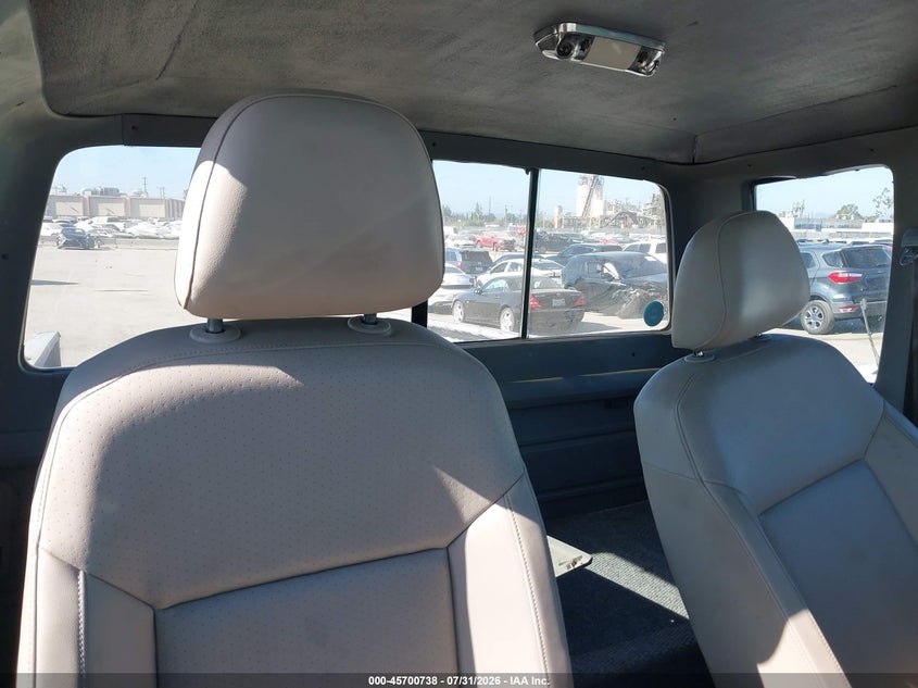 1988 FORD F250 auction photo 8
