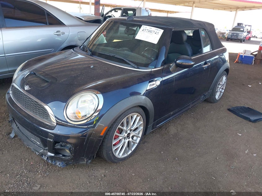 2013 MINI CONVERTIBLE auction photo 2