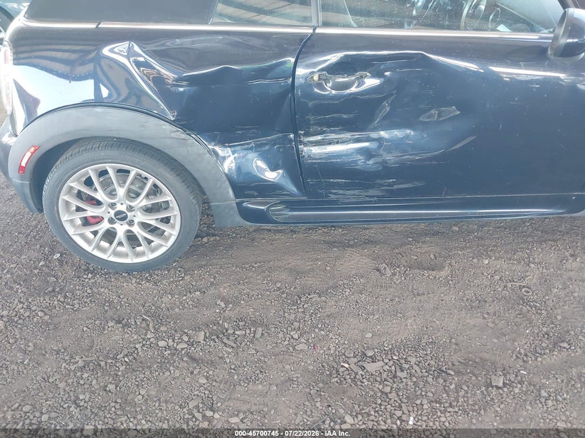2013 MINI CONVERTIBLE auction photo 6