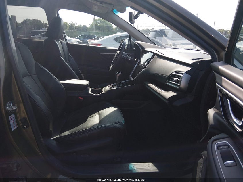 2020 SUBARU OUTBACK auction photo 5