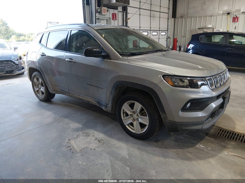 Vin: 3c4njcbb5nt213717, lot: 46199434, jeep compass latitude fwd 2022 img_1