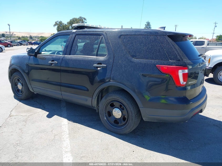 FORD POLICE INTERCEPTOR UTILITY 2018 VIN 1FM5K8ARXJGC49566