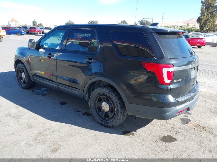 FORD POLICE INTERCEPTOR UTILITY 2018 VIN 1FM5K8ARXJGC49566