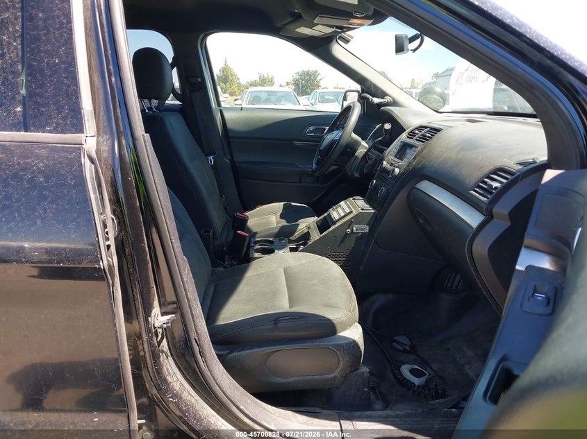 2018 FORD POLICE INTERCEPTOR UTILITY auction photo 5