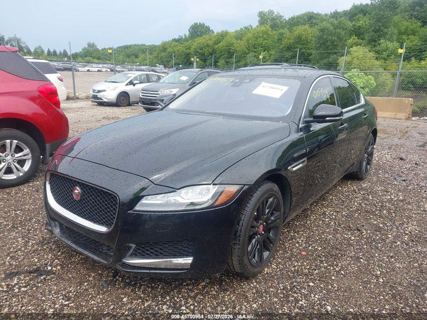 2017 JAGUAR XF auction photo 6