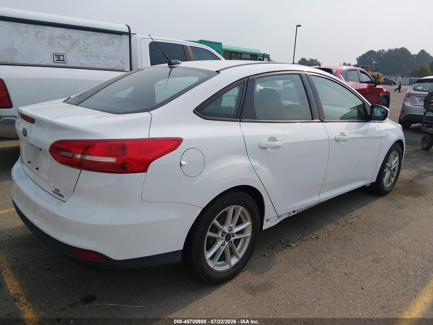 Vin: 1fadp3f22fl385436, lot: 46199616, ford focus se 20154