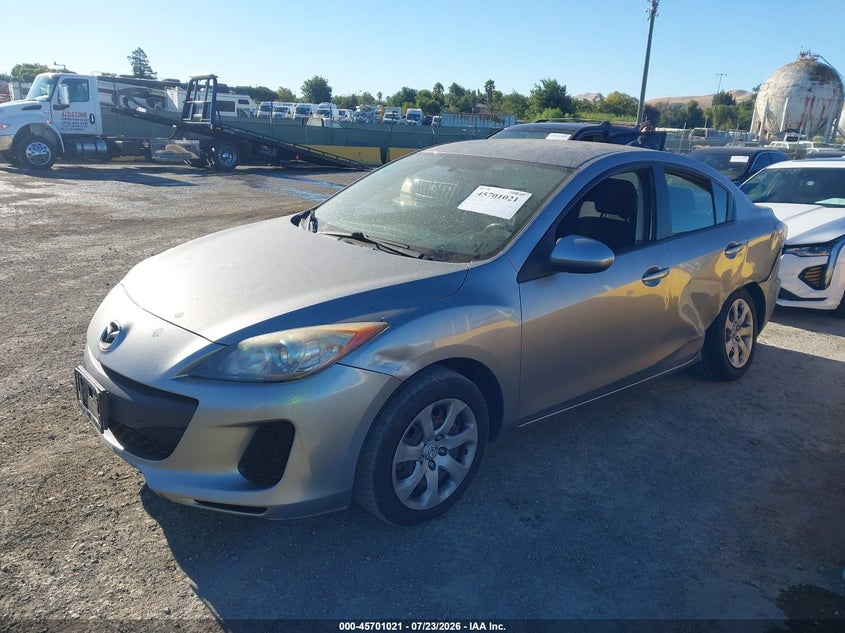 Vin: jm1bl1up7d1814868, lot: 46199649, mazda mazda3 i sport 20132