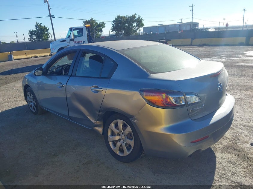Vin: jm1bl1up7d1814868, lot: 46199649, mazda mazda3 i sport 20133