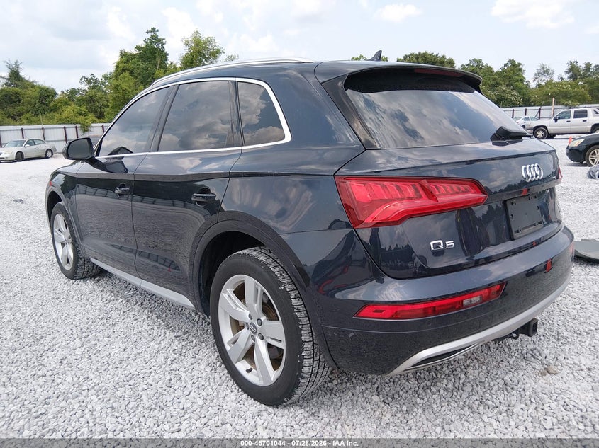 Vin: wa1bnafy1j2106275, lot: 46199672, audi q5 2.0t premium/2.0t tech premium 20183