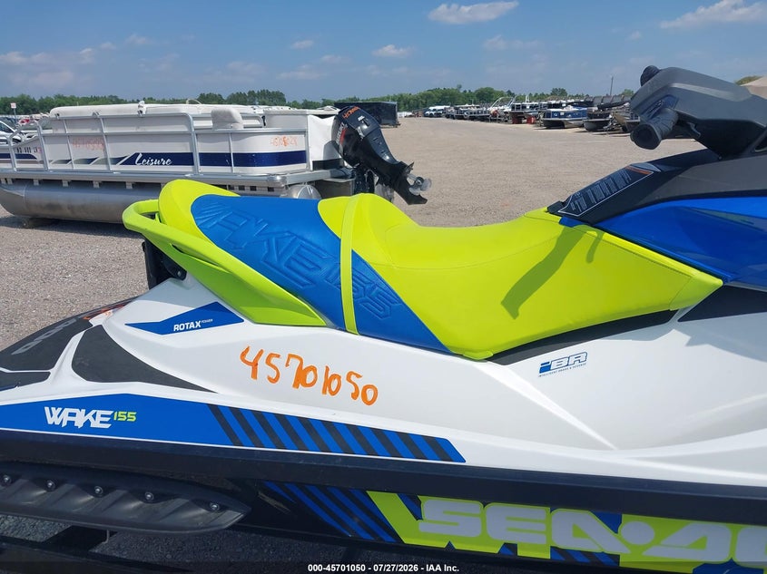 2017 SEADOO WAKE 155 auction photo 5