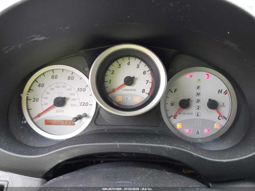 2004 TOYOTA RAV4 auction photo 7