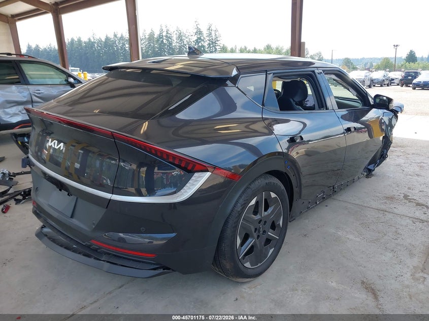 2025 KIA EV6 auction photo 4