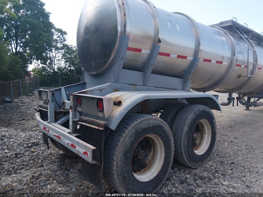 1976 BUTLER TANKER TRAILER auction photo 7