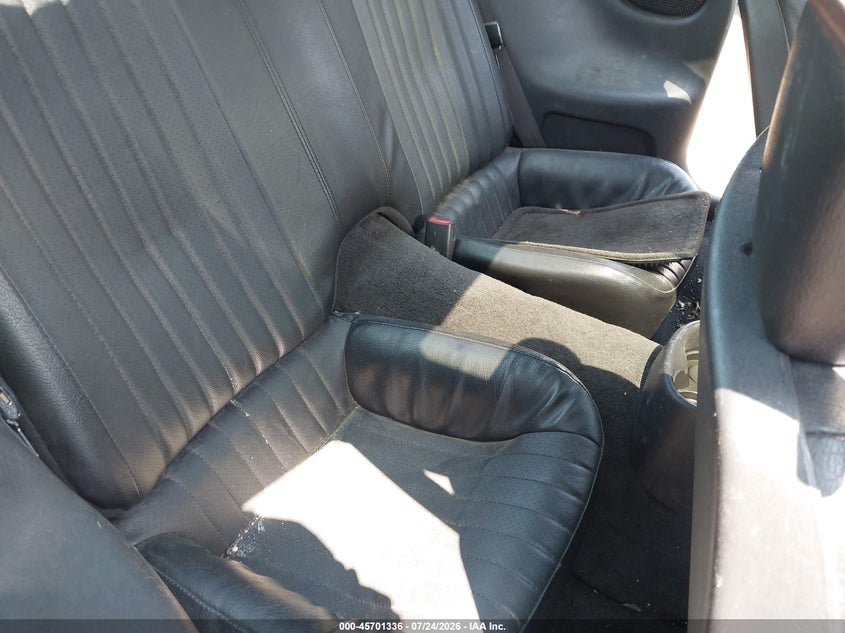 2001 PONTIAC FIREBIRD auction photo 8