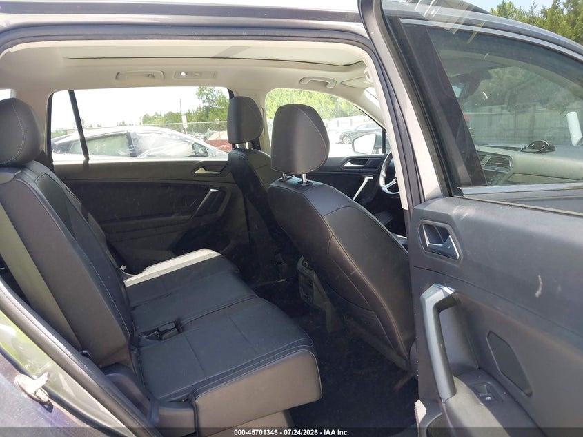2019 VOLKSWAGEN TIGUAN auction photo 8