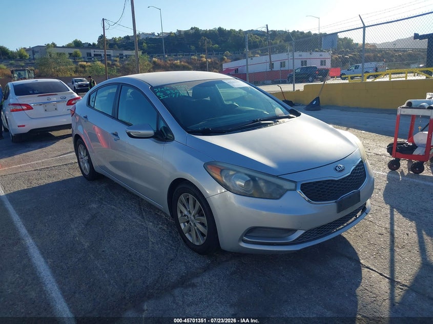 Vin: knafx4a64f5401074, lot: 46199979, kia forte lx 2015 img_1