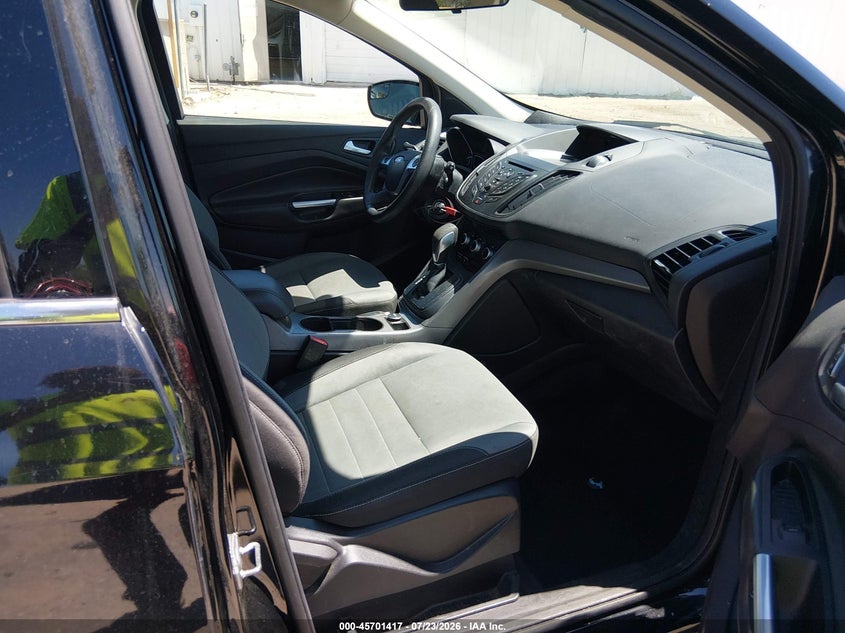 2016 FORD ESCAPE auction photo 5