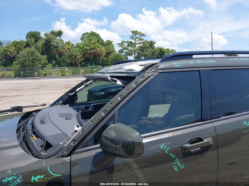 2025 HYUNDAI SANTA FE auction photo 6