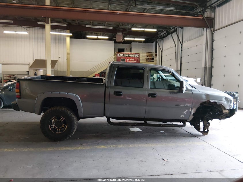 GMC SIERRA 2500HD 2004 VIN 1GTHK23244F207922