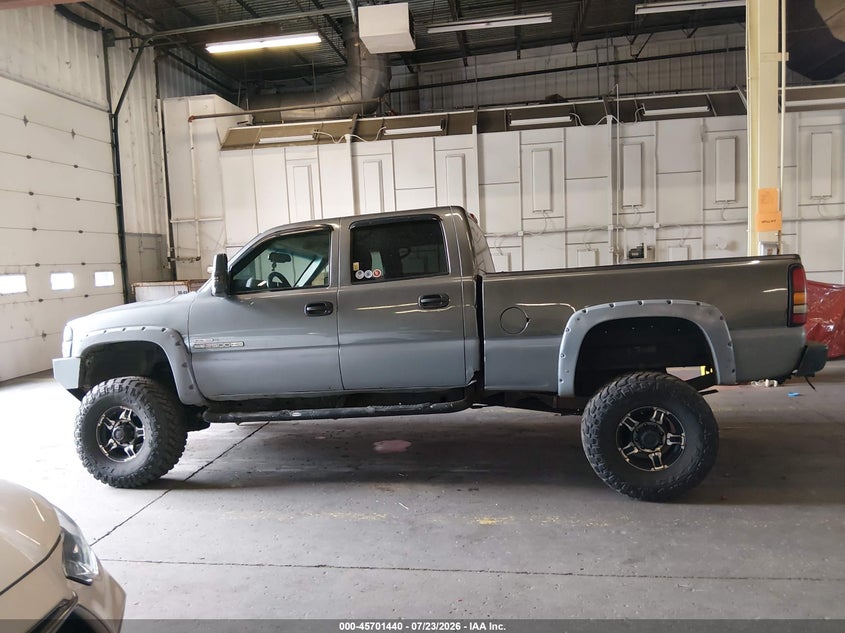 GMC SIERRA 2500HD 2004 VIN 1GTHK23244F207922