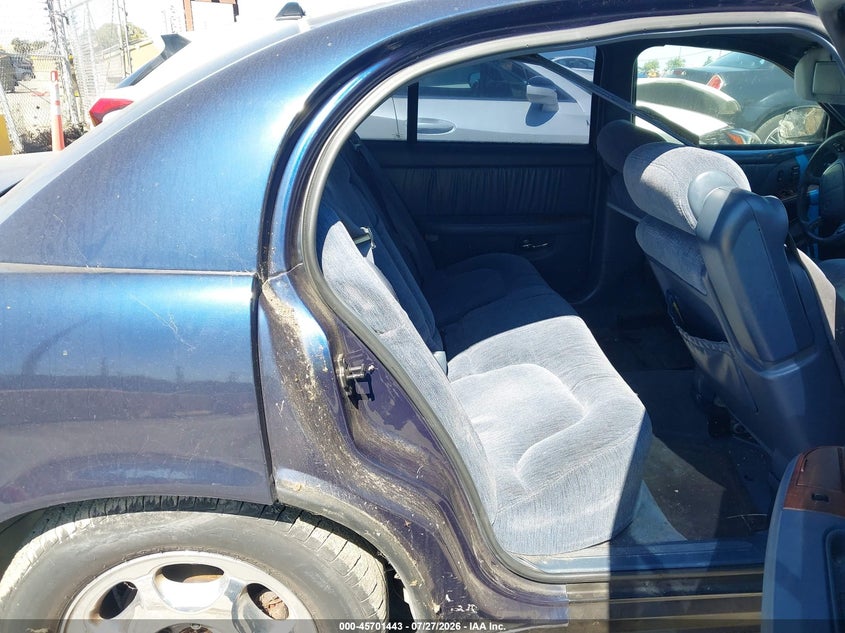 1999 BUICK PARK AVENUE auction photo 8