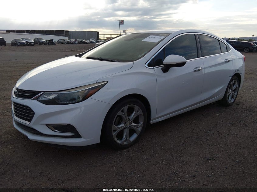 2018 CHEVROLET CRUZE auction photo 2
