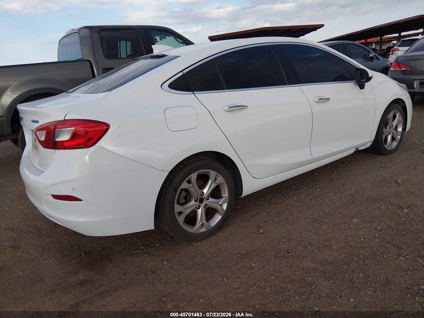 2018 CHEVROLET CRUZE auction photo 4