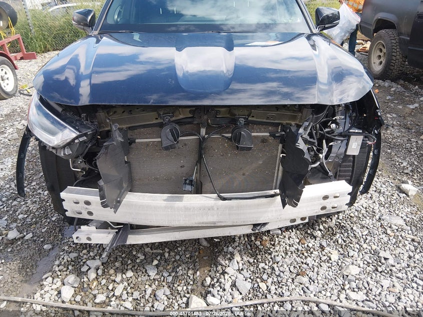 2024 TOYOTA HIGHLANDER auction photo 6