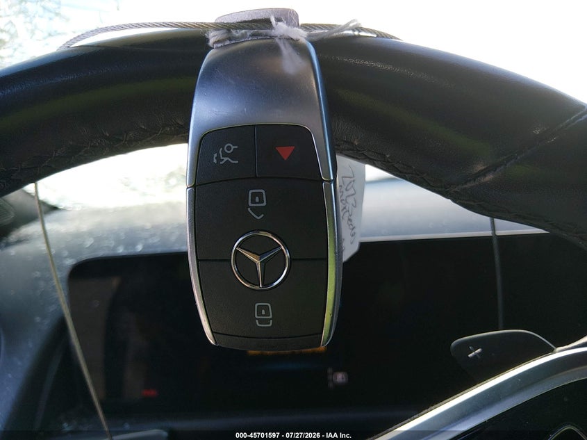MERCEDES-BENZ GLB 250 - zdjęcie 11