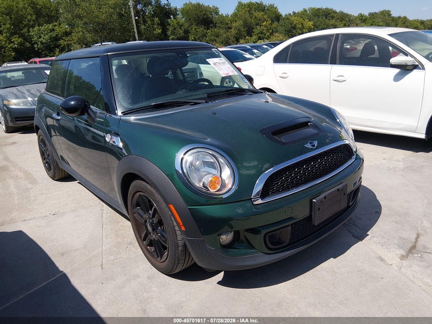 2013 MINI HARDTOP auction photo 1