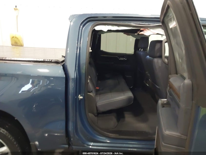 2024 CHEVROLET SILVERADO 1500 auction photo 8