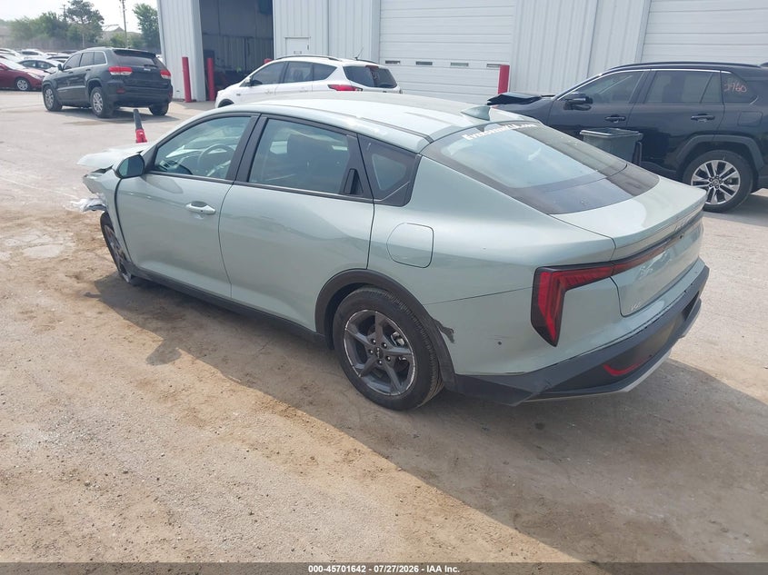 Vin: 3kpft4de8te341009, lot: 46200270, kia k4 lxs 20263