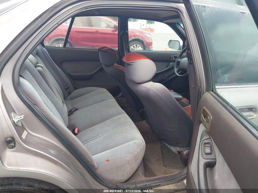 1993 TOYOTA CAMRY auction photo 8