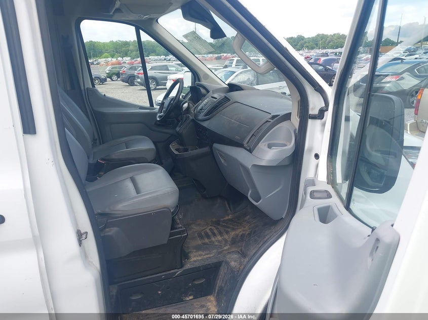 2017 FORD TRANSIT-250 auction photo 5